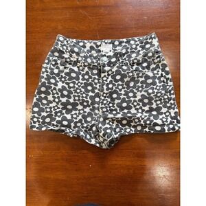 Full Tilt black and white‎ flower short shorts